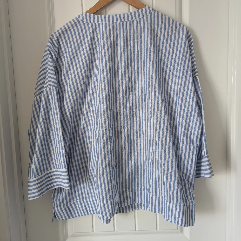 Blue and White Striped Cotton Embroidered Summer Tunic Size XL - Picture 4 of 7
